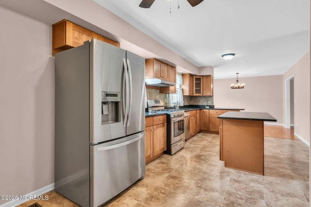 140 Brandon Road, Manchester, NJ 08759