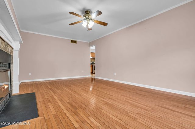 140 Brandon Road, Manchester, NJ 08759