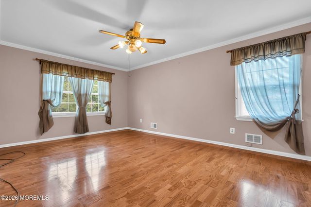 140 Brandon Road, Manchester, NJ 08759