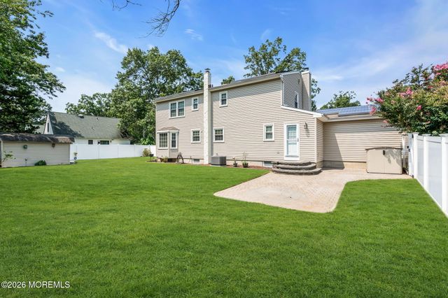 140 Brandon Road, Manchester, NJ 08759