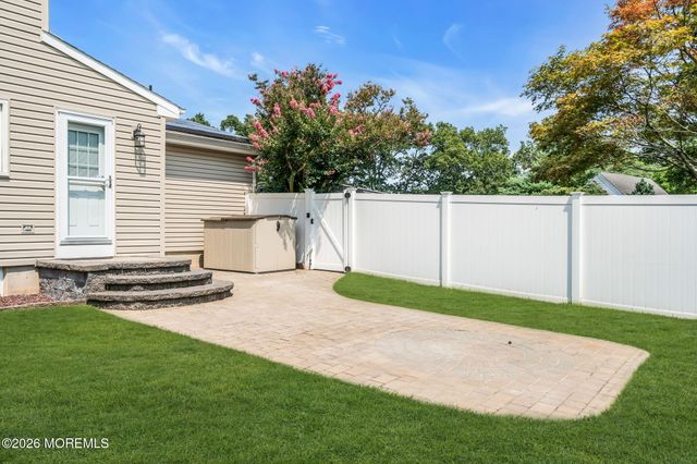 140 Brandon Road, Manchester, NJ 08759