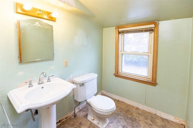 295 E 276th Street, Euclid, OH 44132