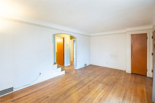 295 E 276th Street, Euclid, OH 44132