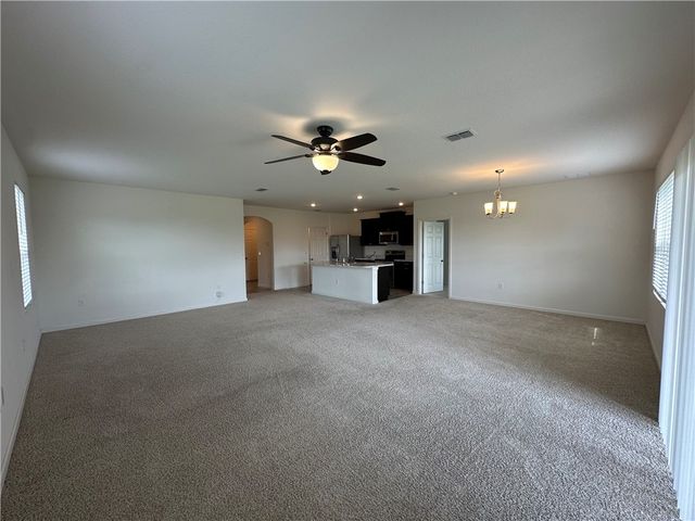 2725 Granville Manor SW, Vero Beach, FL 32968