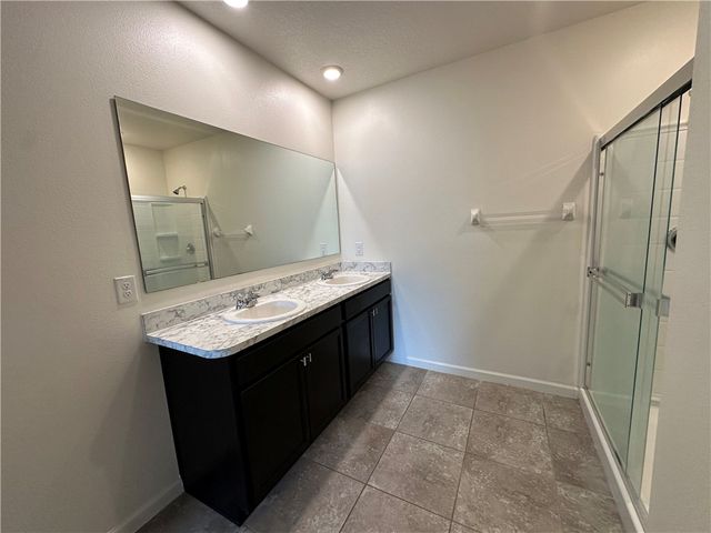 2725 Granville Manor SW, Vero Beach, FL 32968