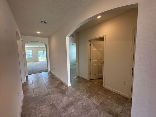 2725 Granville Manor SW, Vero Beach, FL 32968