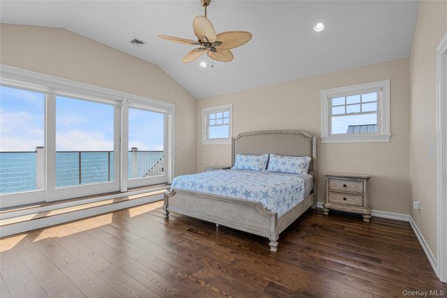 21 Shinnecock Road, East Quogue, NY 11942