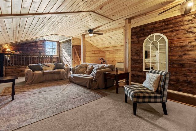 2097 NC 1600, Compton, AR 72624