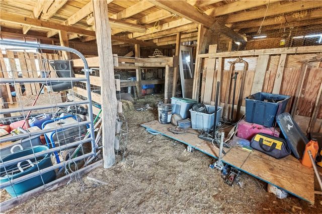 2097 NC 1600, Compton, AR 72624