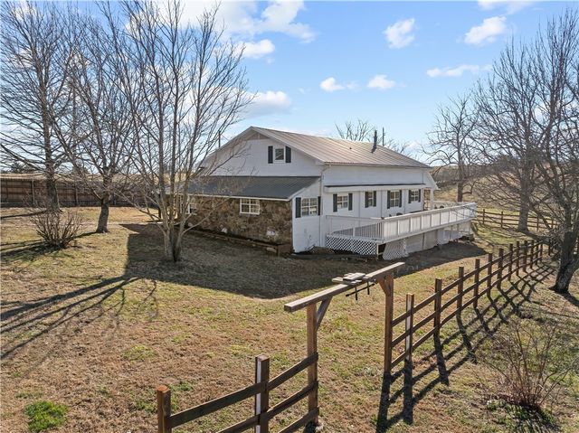 2097 NC 1600, Compton, AR 72624