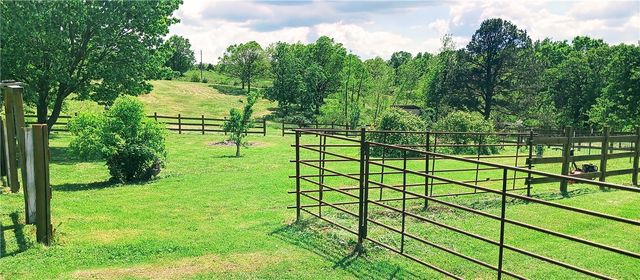 2097 NC 1600, Compton, AR 72624