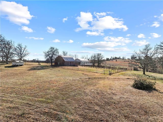 2097 NC 1600, Compton, AR 72624