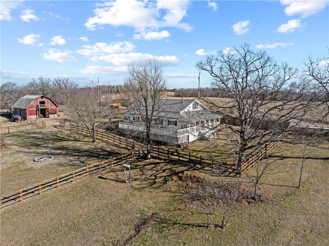 2097 NC 1600, Compton, AR 72624