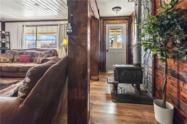 2097 NC 1600, Compton, AR 72624