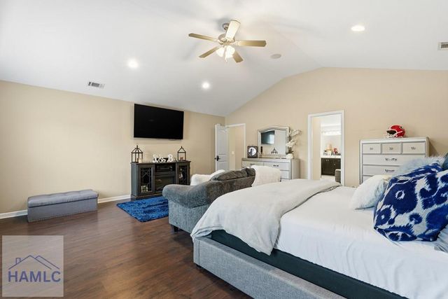 1311 Hillview Circle, Hinesville, GA 31313