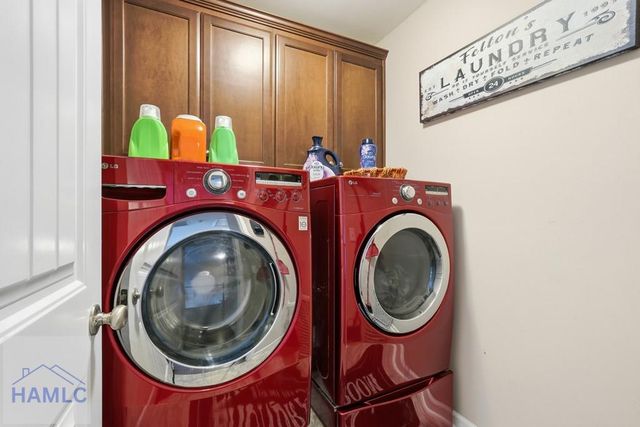 1311 Hillview Circle, Hinesville, GA 31313