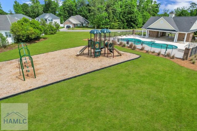 1311 Hillview Circle, Hinesville, GA 31313