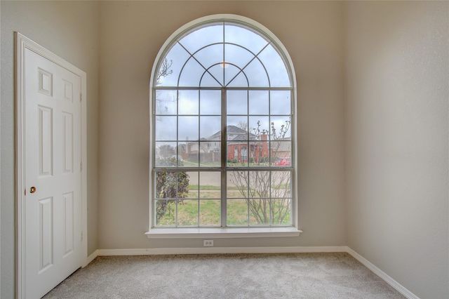 4168 Creekhollow Drive, Carrollton, TX 75010