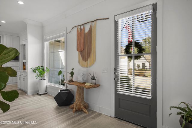 175 Shore View Drive, Madison, MS 39110