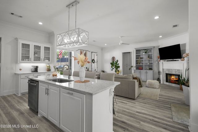 175 Shore View Drive, Madison, MS 39110