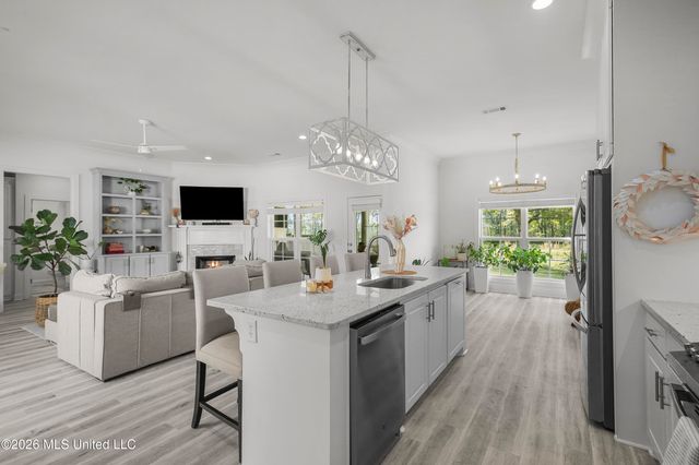 175 Shore View Drive, Madison, MS 39110