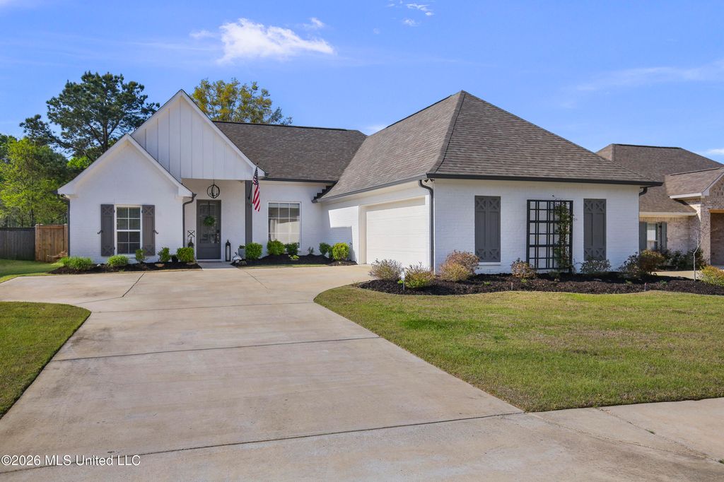 175 Shore View Drive, Madison, MS 39110