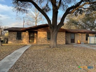 139 Bobolink Drive, New Braunfels, TX 78130