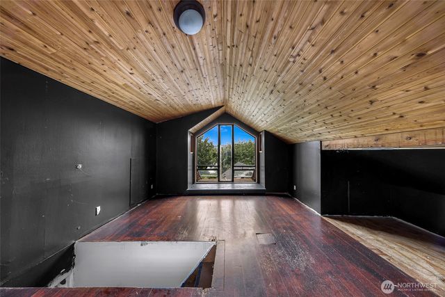 801 Newton Street, Seattle, WA 98109