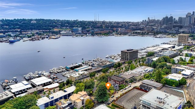 801 Newton Street, Seattle, WA 98109