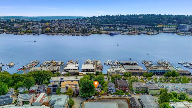 801 Newton Street, Seattle, WA 98109
