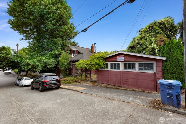 801 Newton Street, Seattle, WA 98109
