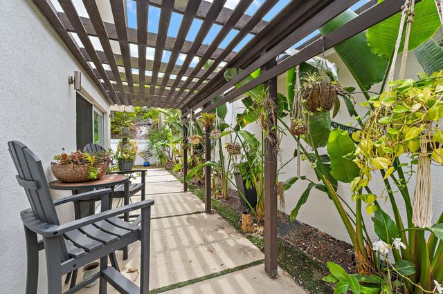 126 Seashore Drive, Jupiter, FL 33477