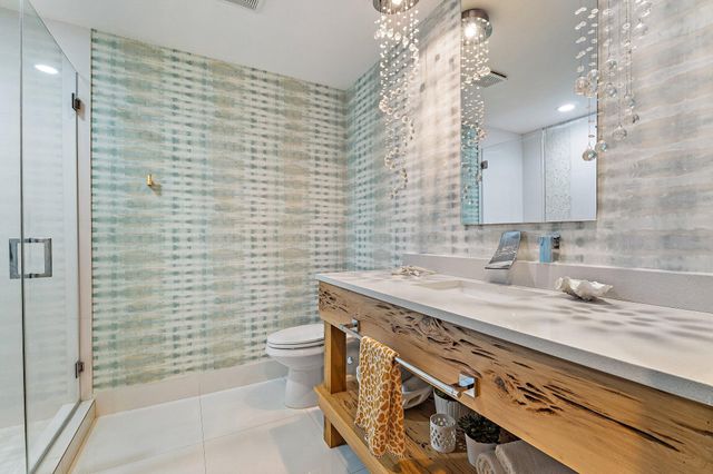 126 Seashore Drive, Jupiter, FL 33477