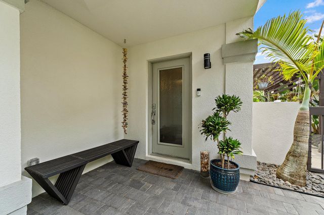 126 Seashore Drive, Jupiter, FL 33477