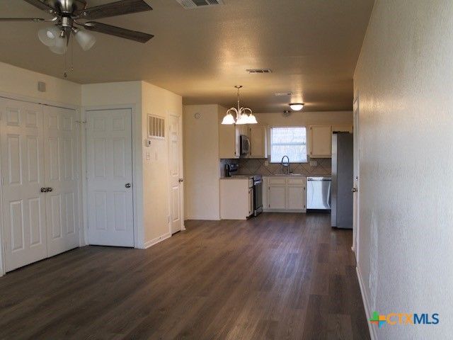 1500 Golden Eagle Court A & B, Killeen, TX 76549