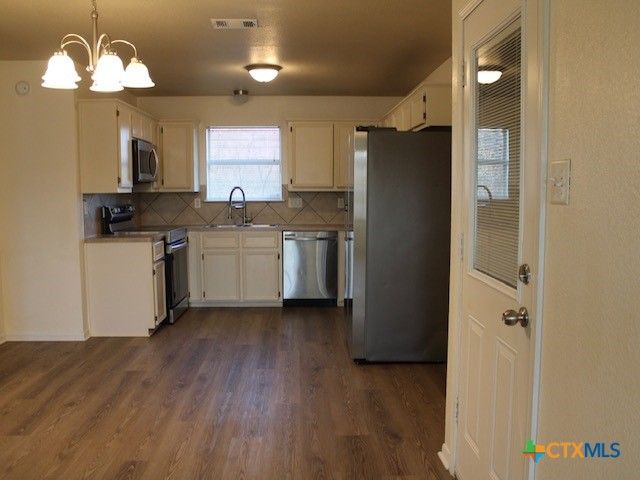 1500 Golden Eagle Court A & B, Killeen, TX 76549