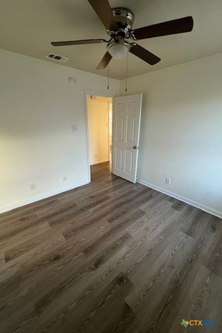 1500 Golden Eagle Court A & B, Killeen, TX 76549