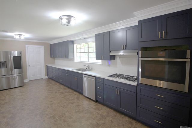 21601 Plank Rd, Zachary, LA 70791