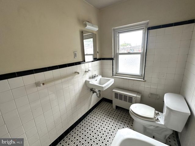 300-308 MACDADE BLVD, Darby, PA 19023