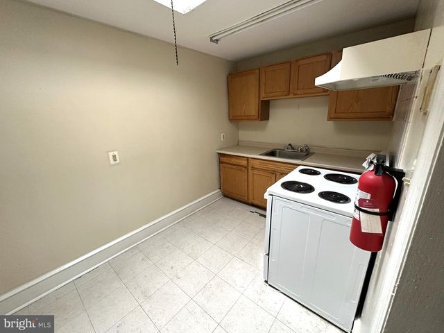 300-308 MACDADE BLVD, Darby, PA 19023