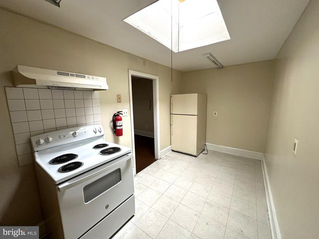 300-308 MACDADE BLVD, Darby, PA 19023