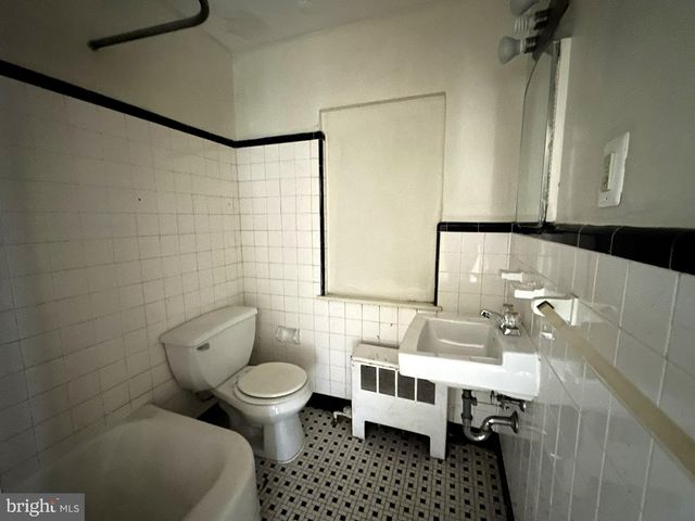 300-308 MACDADE BLVD, Darby, PA 19023