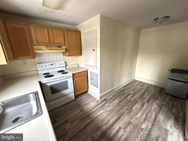 300-308 MACDADE BLVD, Darby, PA 19023