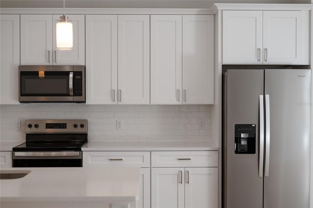 132 11TH AVENUE, Osteen, FL 32764