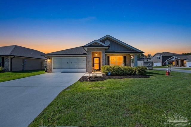 10560 Queens Gate Cir, Pensacola, FL 32506