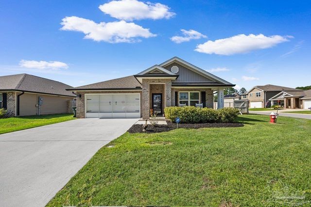 10560 Queens Gate Cir, Pensacola, FL 32506