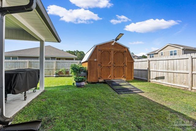 10560 Queens Gate Cir, Pensacola, FL 32506