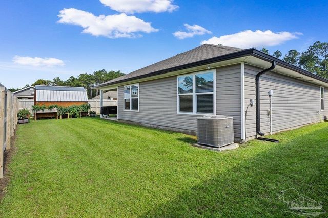 10560 Queens Gate Cir, Pensacola, FL 32506