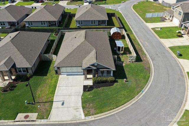 10560 Queens Gate Cir, Pensacola, FL 32506