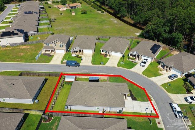 10560 Queens Gate Cir, Pensacola, FL 32506